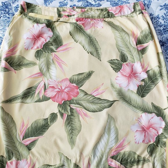 TOMMY BAHAMA Hawaiian Tropical Floral Print Stretch Yellow Skirt - Picture 1 of 7